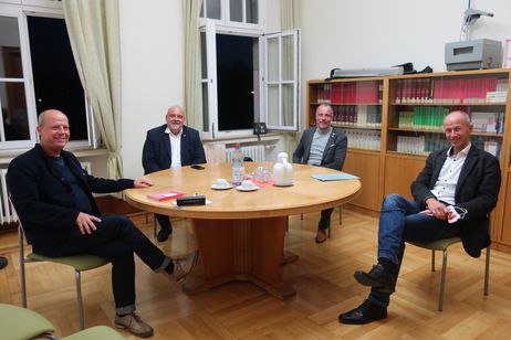 Gespräch im Bonifatiushaus zwischen v.l. nach r. Gunter Geiger, Markus Meysner, Thomas Hering und Armin Schwarz 